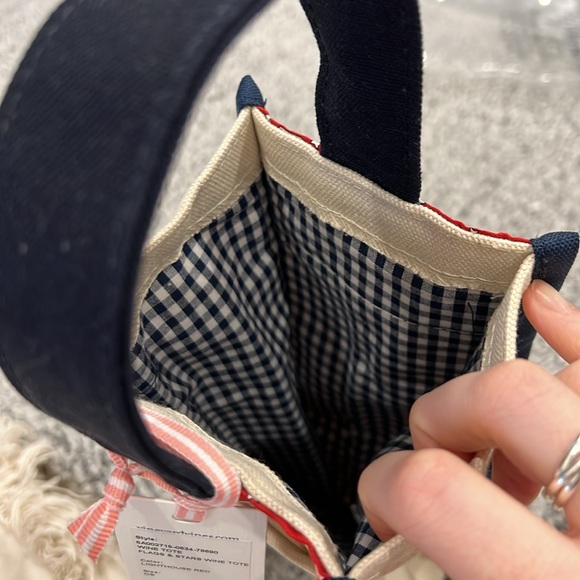 Vineyard vines flag and stars wine tote - Picture 6 of 6